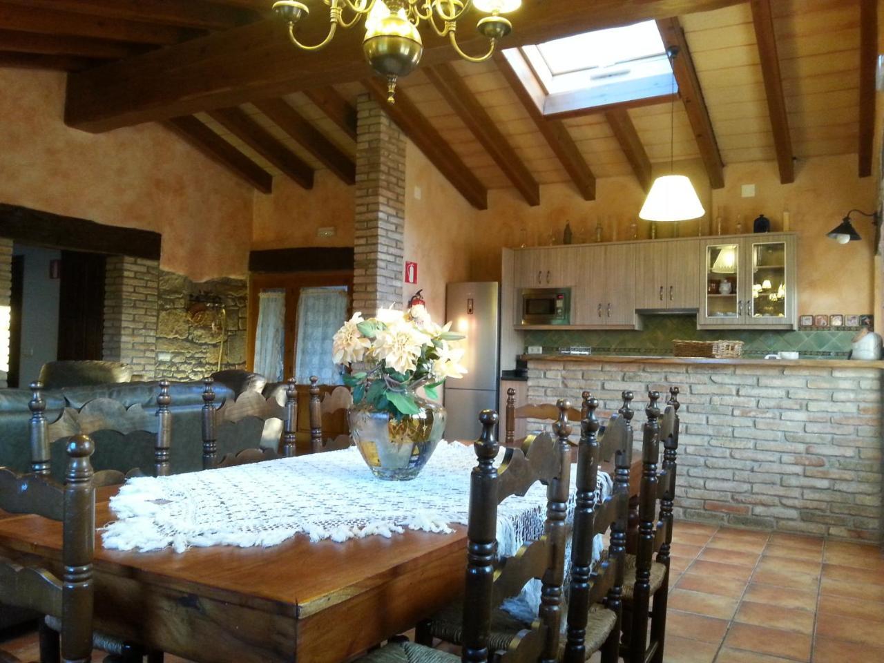 Country House El Permanyer Olost Экстерьер фото
